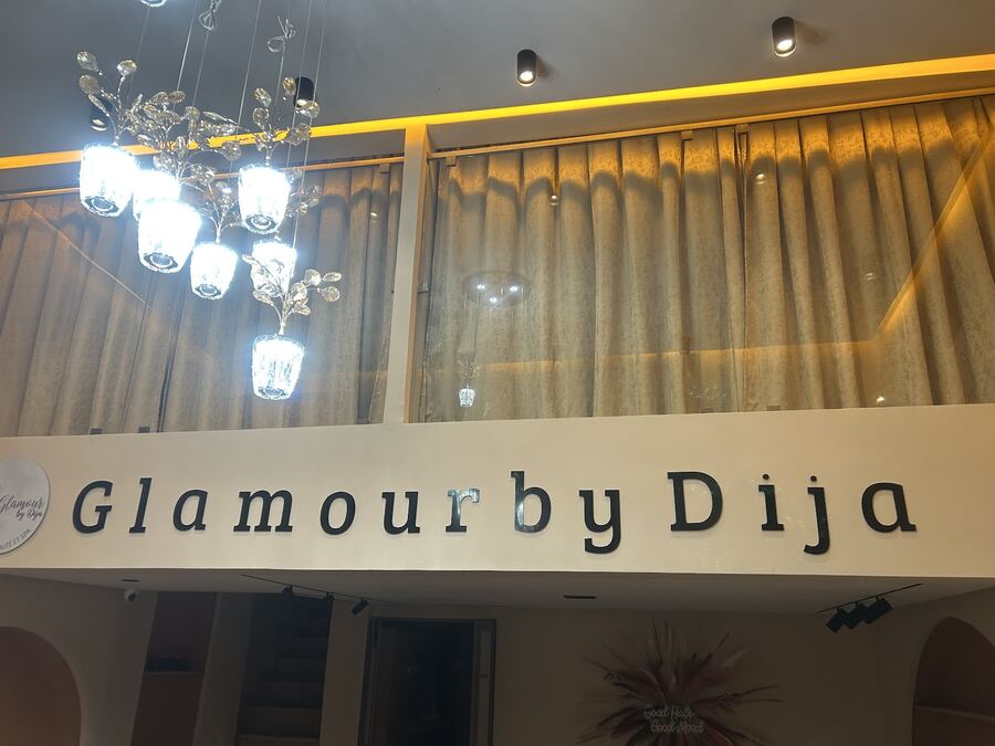 Glamour by dija