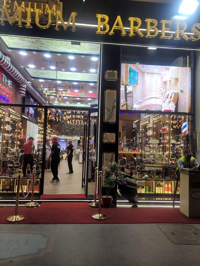 The Barbershop Premium - Casablanca