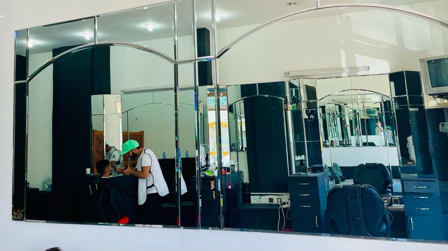 Salon de Coiffure Village Sport