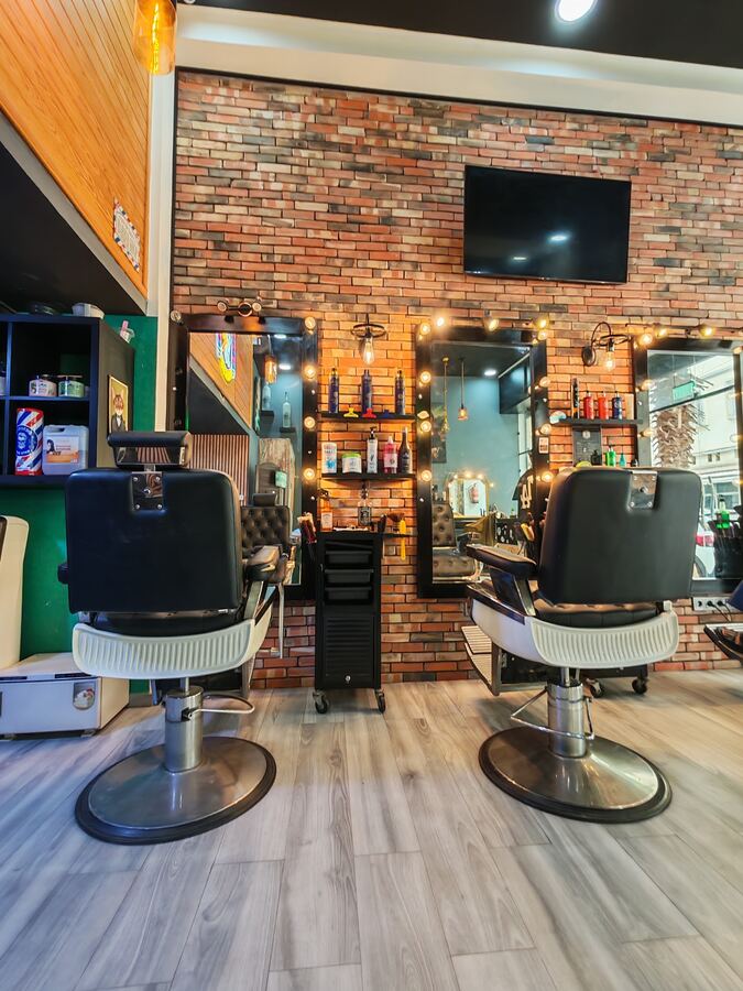SKOU BARBER