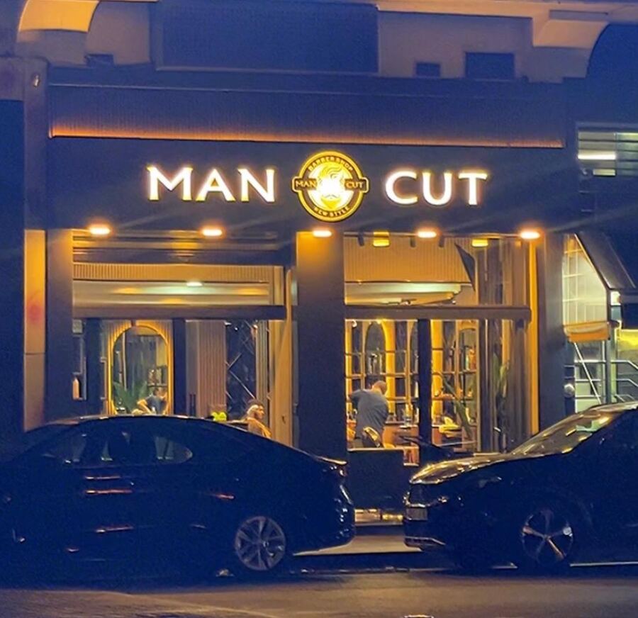 Man Cut BarberShop