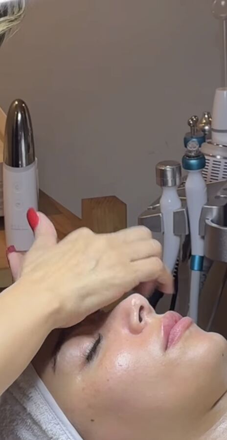 DERMA CARE CLINIC